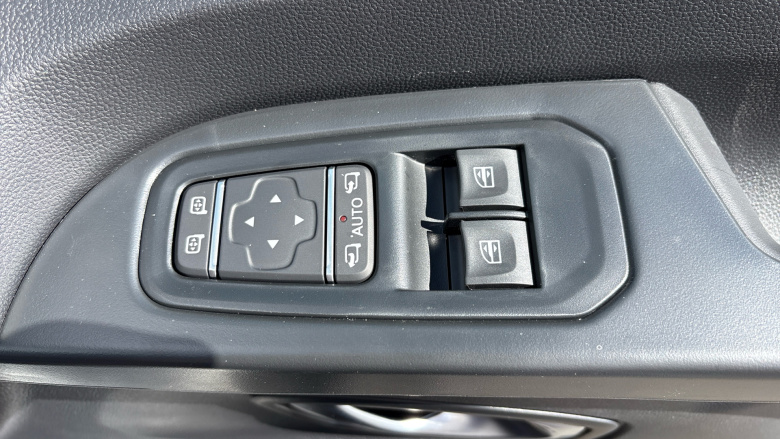 Renault Trafic Swb Diesel SL30 Blue dCi 150 Extra [Safety] Van